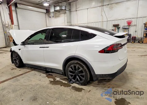 2022 Tesla Model X from USA, damaged, VIN 7SAXCBE56NF329464